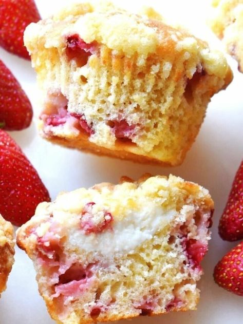 Strawberry Cream Cheese Muffins Recipe, Strawberry Cream Cheese Muffins, Strawberry Cheesecake Muffins, Strawberries And Cream Cheese, Cottage Cheese Muffins, Easy Muffin Recipe, Muffins With Streusel Topping, Dessert Breads, Fresh Strawberry Recipes