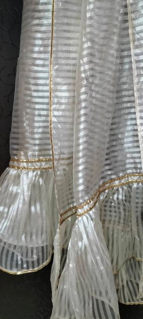 Check out this item in my Etsy shop https://www.etsy.com/listing/1035511472/beautiful-off-white-organza-designer Organza Frill Dupatta Designs, Frill Dupatta Designs, Organza Shawl, White Wedding Veil, Ruffle Dupatta, Designer Dupatta, Work Belt, Potli Bags, Ribbon Work