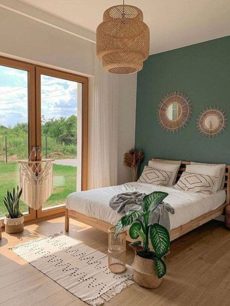 Design Ložnic, Lots Of Windows, Dekorasi Kamar Tidur, Bohemian Bedroom Decor, 아파트 인테리어, Redecorate Bedroom, Boho Bedroom Decor, Bedroom Boho, Bedroom Green