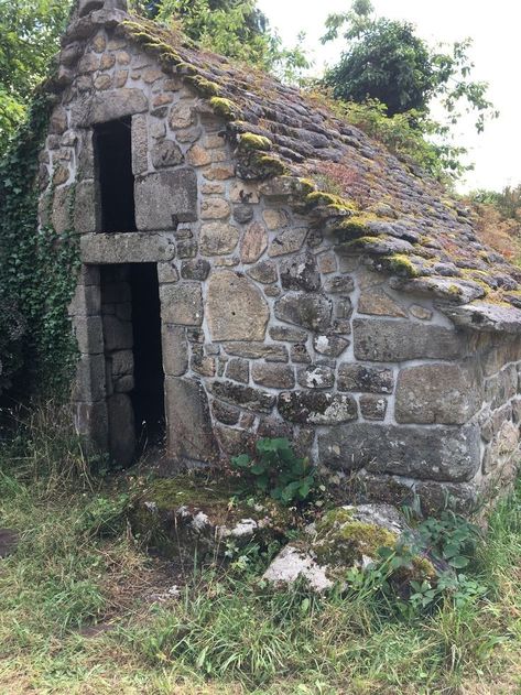 German Stone House, Old Adobe House, Old Stone Cottage, Rustic Tiny House, Stone Structures, Stone Cabin, Stone Homes, Stone Buildings, Stone Building