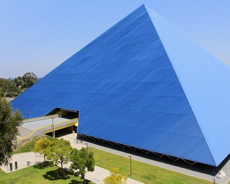 ICYMI - We added the Walter Pyramid on the CSULB campus in Long Beach to the #SoCalLandmarks photography project in July 2020. Project documentation with 7 images is posted on our website at https://socallandmarks.com/index.php/2020/07/15/walter-pyramid/ Pyramid Building Architecture, Pyramids In America, Peru Pyramid, Self Mastery Pyramid, Csulb Campus, Fidm Los Angeles Campus, Dream School, Year Plan, Roof Solar Panel