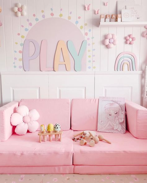 Girl Play Room Idea, Girls Play Room Idea, Playroom For Girls Ideas, Girl Playroom Ideas Toddler, Girls Playroom Decor, Pastel Playroom Ideas, Baby Girl Playroom Ideas, Girly Playroom Ideas, Playroom Ideas Girl