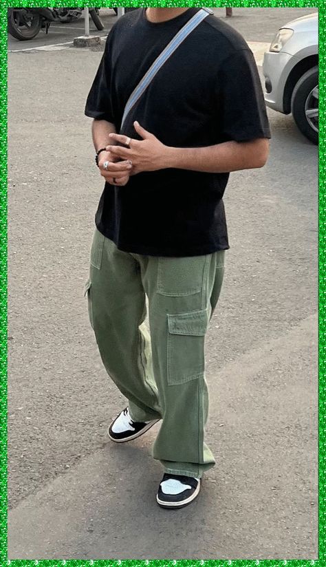 [Ad] 92 Green Cargo Pants Outfit Ideas To Check Out This Season #greencargopantsoutfit Ootd Cargo Pants Men, Men’s Cargo Pants Outfit, Cargo Pants Outfit Green, Green Cargo Pants Outfit Men, Mens Cargo Pants Outfit, Cargo Outfit Men, Boy Closet, Green Cargo Pants Outfit, Cargo Pants Outfit Men