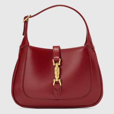 Jackie 1961 Mini Hobo Bag In Red Leather | GUCCI® US Gucci Mini Bag, Mini Hobo Bag, Gucci Mini, Fall Handbags, News Flash, Purple Leather, Mini Shoulder Bag, Looks Vintage, Tote Bag Design