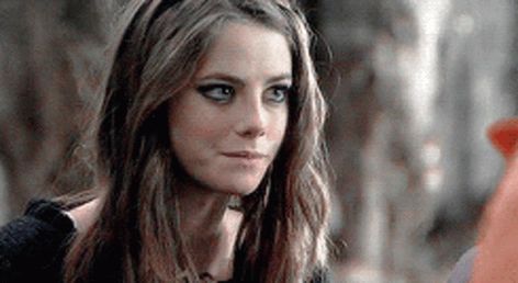 Kaya Scodelario Gif, Zach Dempsey, Cheer Routines, Justin Foley, Effy Stonem, Fairytale Aesthetic, Strong Female Characters, Lavender Brown, Kaya Scodelario