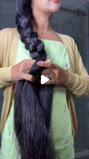 Long Hair Indian Women, Long Hair Indian, Indian Long Hair, Wedding Reception Hairstyles, Reception Hairstyles, Indian Long Hair Braid, Long Indian Hair, Hair Indian, Beautiful Braids