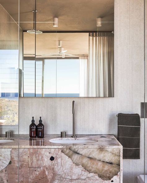 Pink Patagonia is a natural artwork in the bathrooms of @portum.byronbay , a luxury stay and shoot location in the heart of Byron Bay.⁣⁣⁣Stonework by @urbanonemarble⁣Photo by @andymacpherson.studio⁣⁣⁣⁣⁣#cdkstone #pinkpatagonia #quartzite #naturalstone #naturalbeauty #naturesmasterpiece #designstyle #natural #stone #interiors #exteriors #designinspo #designinspiration #natural #interiors #stone #interiordecor #designoftheday Pink Patagonia Quartzite, Patagonia Bathroom, Patagonia Marble, Natural Artwork, Pink Patagonia, Natural Interiors, Creek House, Bear Creek, Stone Kitchen