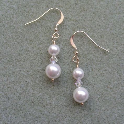 [SponsoredPost] Gold Filled Earrings With Pearls And Crystals From Swarovski 10.00 #earringshandmadebeaded Pearl And Crystal Earrings, Pearl Beads Earrings, Pearl Earrings Diy Ideas, Diy Bead Earrings Ideas, Pinterest Earrings, Home Made Earrings, Swarovski Beaded Jewelry, Bicone Earrings, Jewellery Guide