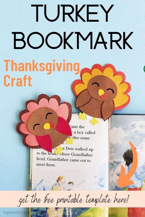 Turkey Bookmark for Thanksgiving. This adorable Turkey Bookmark is perfect for fall and Thanksgiving! Turkey Bookmark Craft, Fall Bookmark Craft, Fall Classroom Crafts, Turkey Bookmark, Thanksgiving Bookmarks, Thanksgiving Crafts To Make, Fall Bookmarks, Library Bookmarks, Paper Turkey