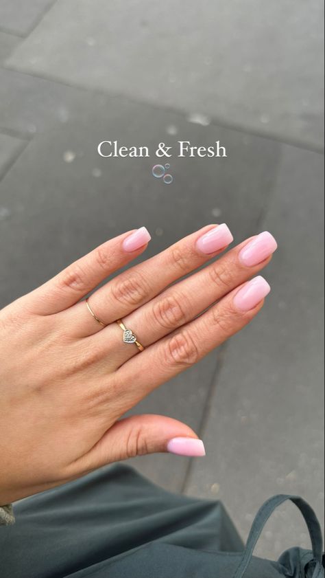 Fresh And Clean Nails, Sheet Pink Nails, Clean Girl Aesthetic Nails Square, Shellac Natural Nails Colour, Clean Girl Pink Nails, Clear Light Pink Nails, Clean Girl Summer Nails, Clean Pink Nails, Clean Nails Look Natural