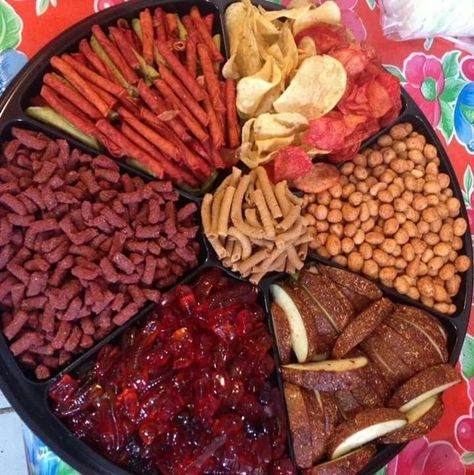 Mexican Treats, Mexican Snacks, Dr Flug, Mexican Candy, Party Food Platters, Food Platters, X Reader, Favorite Snack, Party Snacks