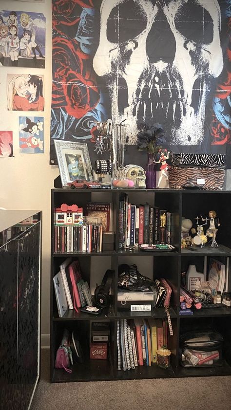 Slipknot Themed Bedroom, Emo Bookshelf, Rocker Dorm Room, Grunge Shelf Decor, Metalhead Room Aesthetic, Rock Inspired Room, Rock Star Room Aesthetic, Emo Y2k Room, Punk House Decor