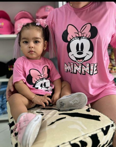 Cute Couple Shirts, Tshirt Printing Design, T Shirt Painting, Manish, Couple Shirts, Starting A Business, Clothing Brand, Minnie Mouse, Animal Print