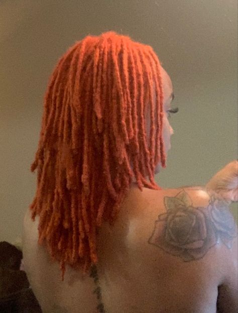 Paprika Locs Black Women, Orange Dreads Black Women, Burnt Orange Locs Black Women, Peach Locs, Orange Locs Black Women, Burnt Orange Locs, Orange Locs, Wakfu Oc, Orange Dreads