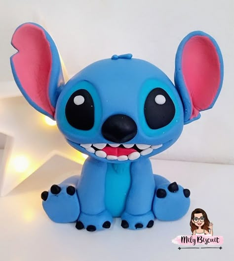 Stitch Clay Sculpture, Fondant Stitch, Stitch Clay, Polymer Clay Stitch, Clay Stitch, Lilo And Stitch Toys, Lilo And Stitch Cake, Stitch Costume, Crea Fimo