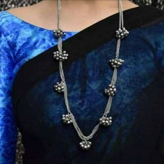 The Jewellery eStore (@beyou.elegant) • Instagram photos and videos Oxidised Necklace, Anklets Indian, Beautiful Personality, Traditional Boho, Hand Harness, Necklace Combo, Instagram Add, German Silver Jewelry, Thread Necklace