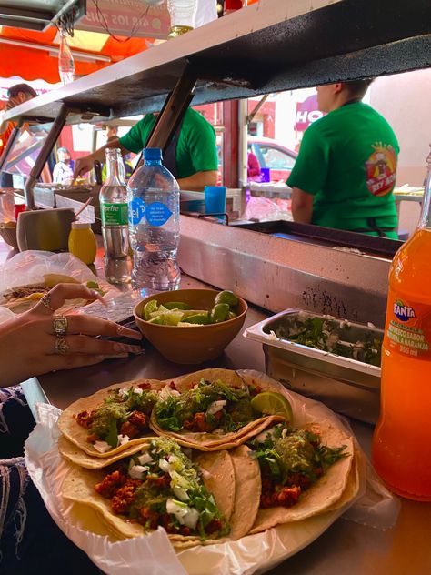 Tacos, Street Tacos Summer In Mexico, Latina Summer, Mexican Summer, Mexico Summer, Mexican American Culture, Mexico Pictures, I Want Food, Mexico Culture, Mexican Girl