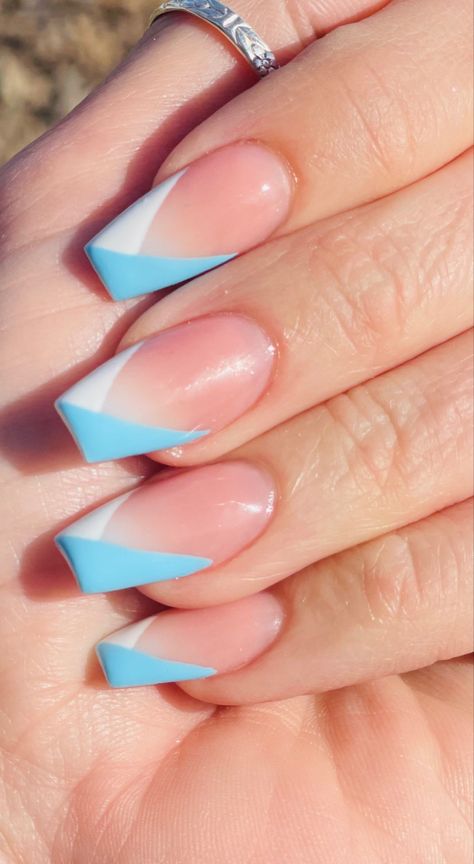 White And Blue French Nails, Blue Nails White Tips, Dark Blue And Light Blue Nails, White And Blue French Tip Nails, Blue And White French Tip, Blue Tip Nails, Ny Nails, Hoco Nails, Gel Nails French