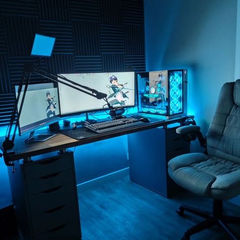 Youtuber Pc Setup, Pc Gaming Setup Minimalist, Black White And Blue Gaming Setup, Black And Blue Gaming Setup, Basic Gaming Setup, Alienware Setup, Blue Pc Setup, Clean Gaming Setup, Lian Li Pc