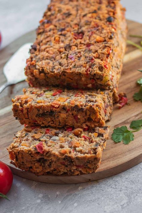 Vegan Lentil Loaf, Dessert Loaf, Nut Roast, Glutenfri Baking, Lentil Loaf, Vegan Gravy, Vegan Party Food, Vegan Lentil, Vegan Party