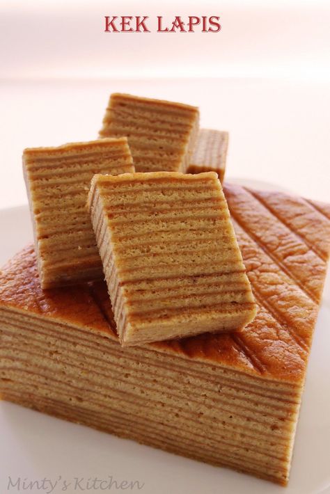 A Dutch-Indonesian cake which is also known as Lapis Legit (Indonesian) or Spekkoek (Dutch) or A Thousand Layer Cake (English) ... Thousand Layer Cake, Kuih Lapis, Lapis Legit, Resepi Biskut, Kek Lapis, Asian Cake, Layer Cake Recipes, Chinese Dessert, Crepe Cake