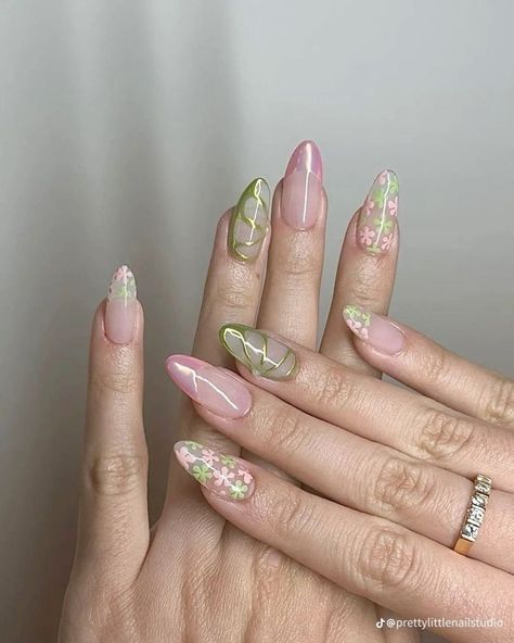 Pink And Green Almond Nails Design, Green And Pink Almond Nails, Green And Pink Nail Art, Pastel Pink And Green Nails, Pastel Green Nails Design, Pink And Green Nail Art, Green And Pink Nails, Pastel Green And Pink, Evil Eye Nails