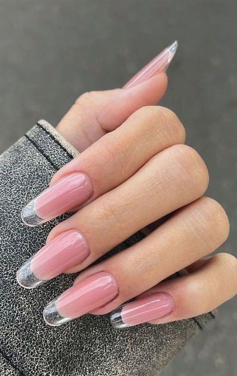 french nails, french glass nails, clear tip nails, french manicure, nail trends, french glass manicure, french clear tips, transparent tip nails, french tip nails Transparent French Tip Nails, Slim Square Nails, French Glass Nails Slim, Transparent French Nails, Glass French Nails, Clear French Nails, Clear French Tip, French Glass Nails, Nails Slim