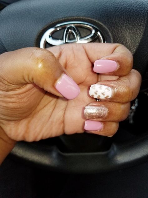 Nails Pink White, Mouse Nails, Minnie Mouse Nails, Kingdom 3, Short Acrylic, Disney Nails, Ice Ice Baby, Nails Pink, Short Acrylic Nails