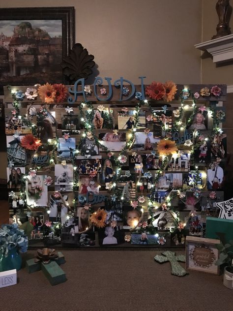 Senior night display Memory board pallet Birthday Picture Memory Board, Senior Board Pallet, Senior Pallet Board Ideas, Senior Picture Boards Photo Displays Sports, Senior Picture Boards, Senior Memory Boards, Senior Night Table Display Volleyball, Senior Board Ideas High Schools, Senior Night Boards