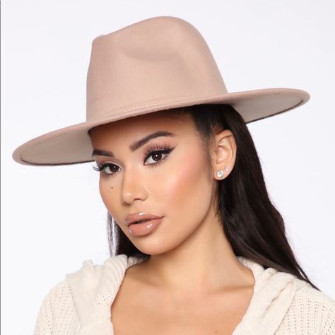 Bohemian Hats, Fashion Nova Plus Size, Black Fedora Hat, Leather Beret, Big Bow Headband, Beige Hat, Summer Straw Hat, Black Fedora, Fashion Nova Shoes