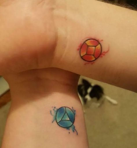 Universe Tattoos, Ruby Tattoo, Sapphire Steven Universe, Wrist Tattoo Designs, Gem Tattoo, Universe Tattoo, Armband Tattoos, Funky Tattoos, Ruby And Sapphire