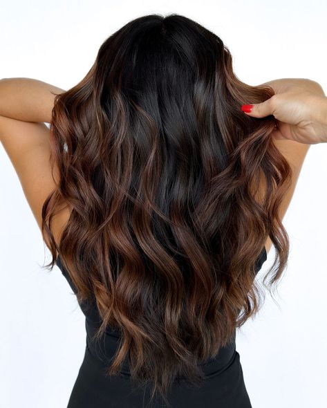 🚨Current fav hair 👆🏻 🚨Current fav formula 👇🏻 This formula controls unwanted brass while adding a bit of the most beautiful warmth. I will … | Instagram Chocolate Copper Balayage, Dark Bayalage, Black Brown Ombre, Winter Hair Colors, Winter Hair Color Ideas, Black Hair Balayage, Brown Hair Inspo, Black Hair With Highlights, Hair Things