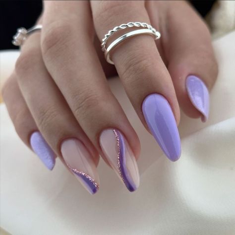 Lilac Nails Design, Purple And Silver Nails, Kylie Nails, Purple Ombre Nails, Lilac Nails, Purple Acrylic Nails, Ombre Acrylic Nails, Nails Now, Girly Acrylic Nails