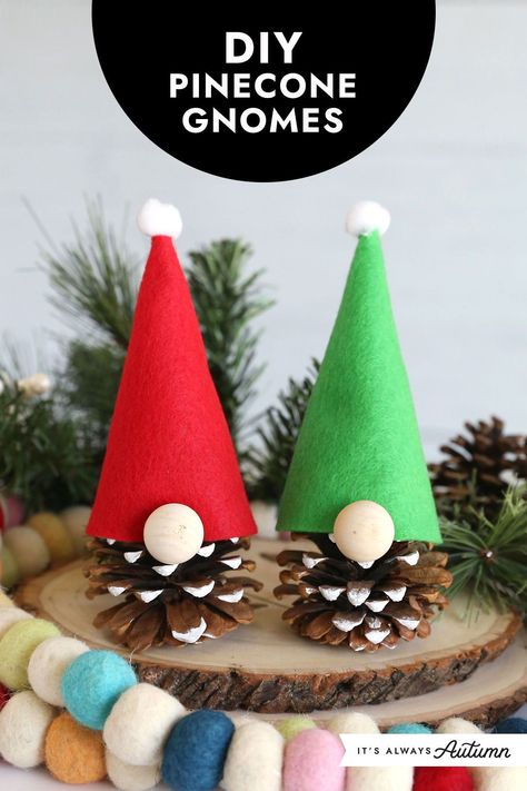 Pine Cone Gnomes, Cone Gnomes, Pinecone Gnomes, Ideas Decoracion Navidad, Jul Diy, Pinecone Crafts Christmas, Centerpiece Christmas, Diy Pinecone, Party School