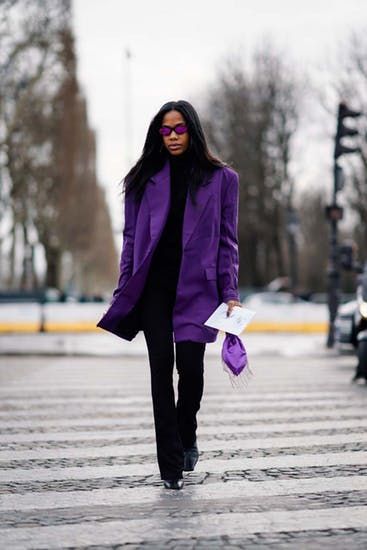 How to Wear a "Shaket" for Spring 2019 | Brit + Co Outfits With Purple Jacket, Purple Bag Outfit, Black And Purple Outfit, Purple Jacket Outfit, New Girl Outfits, Shacket Outfit, 2019 Outfits, Saturday Outfit, Colourful Wallpaper