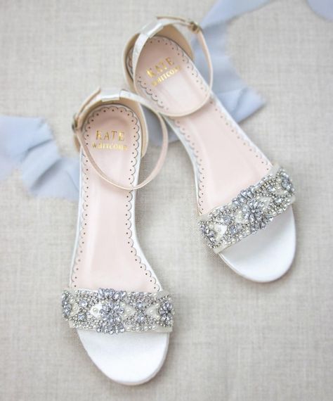 Low heels with ankle strap and pearl and rhinestone straps Gold Bridesmaid Shoes, Silver Bridesmaid Shoes, Pearl Flats, Wedding Flats For Bride, Comfortable Wedding Heels, Heels Bride, Wedding Shoes Block Heel, Brides Shoes, Shoes For Bride