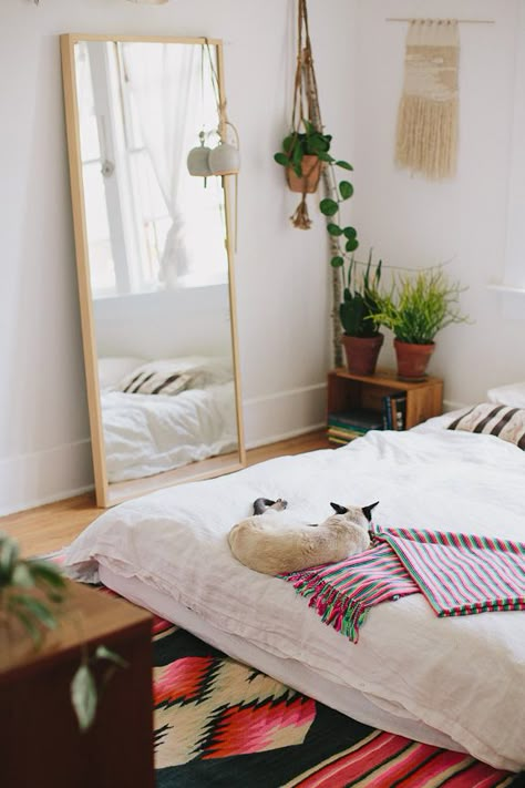 California House Tour Modern Boho Bedroom, Mattress On Floor, Decor Ikea, Bohemian Bedroom Decor, Bohol, Trendy Bedroom, Bohemian Bedroom, Design Del Prodotto, Bedroom Boho