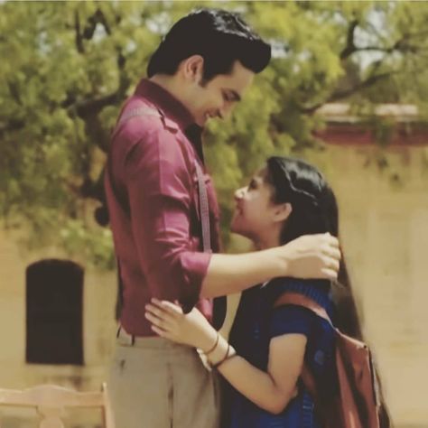 Anirudh Bondita, Barrister Babu, Actress Hairstyles, Crazy Fans, Actor And Actress, Actress Images, Cute Funny Quotes, Tv Actors, Cute Couple Images