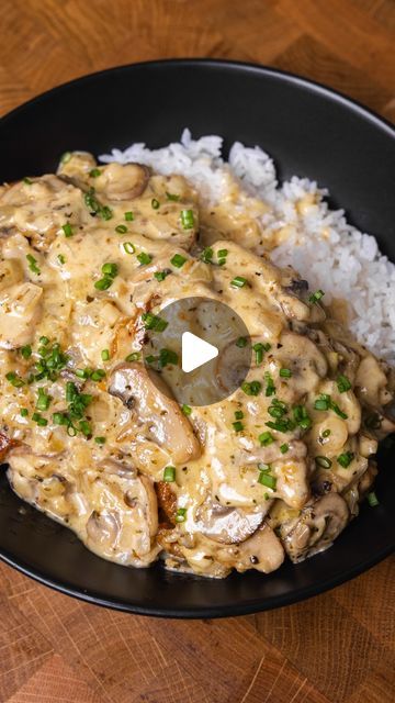 Mushroom Recipes Creamy, Guest Dinner Ideas, Creamy Chicken And Mushroom Recipes, Chicken In Mushroom Cream Sauce, Mushroom And Chicken Recipes, Chicken And Mushrooms Recipes, Healthy Dinner Recipes Videos, Mushroom Chicken Recipes, Chicken And Mushroom Recipes