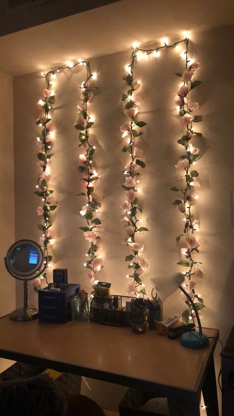 How To Decorate Fairy Lights In Room, Curtain Lights Bedroom Ideas Wall, Home Decor Ideas With Lights, Lights Decoration For Bedroom, Lights In Bedroom Hanging On Wall, Garland In Bedroom, Mini Lights Ideas Decor, Bedroom Ideas Light Pink, Cute Lights For Bedroom