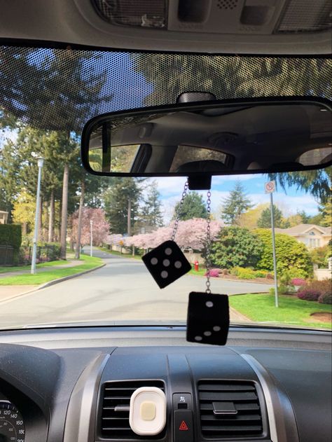 Inside Car Aesthetic Decor, Dice Car Accessories, Car Dice Aesthetic, Dice In Car, Emo Car Interior, Car Rear View Mirror Decor, Rich Houses, Car Dice, Cube Car