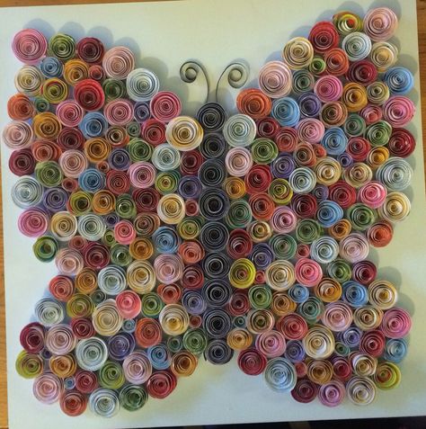 Handmade rolled paper rose mosaic Hand Rolled Paper Quilled Mosaic, Quilled Mosaic, Quilling Butterfly, Corkboard Ideas Decor, Jose Rizal, Paper Rolls, Paper Butterfly, Hand Roll, Paper Roses