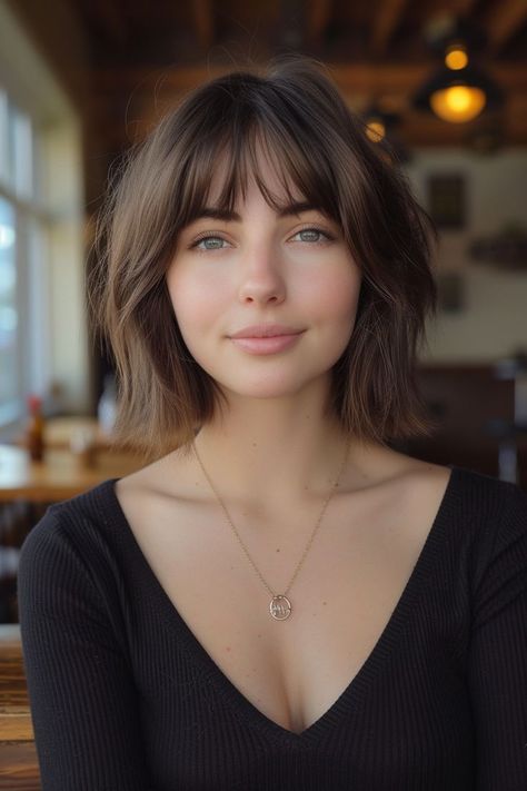 Growing Out Short Hair Styles, Bob Hairstyles For Fine Hair, Wolf Cut, Short Hair Styles For Round Faces, Long Bob Hairstyles, Short Hair With Bangs, Haircuts With Bangs, Shoulder Length Hair, Long Hair Cuts