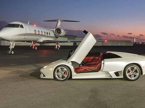 Ask yourself this, Do You Have a Business Mindset? Jets Privés De Luxe, Jet Privé, Luxury Helicopter, Luxury Jets, Luxury Private Jets, Future Cars, Luxe Life, Super Yachts, Private Jet