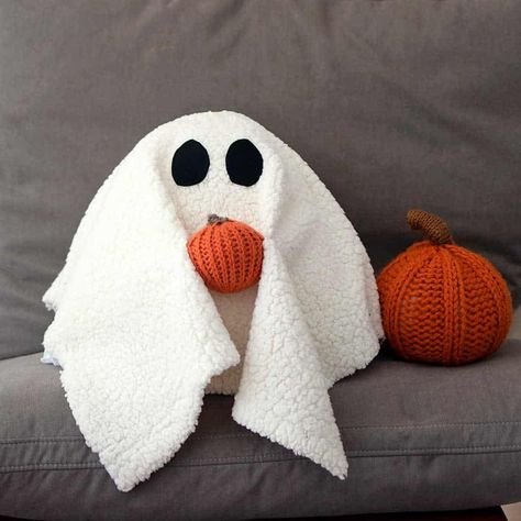 DIY Pottery Barn Gus the Ghost Pillow - Ghost Pillow Diy, Halloween Pillows Diy, Halloween Knitting Patterns, Wood Burned Gifts, Owl Knitting Pattern, Halloween Knitting, Bunny Knitting Pattern, Ghost Pillow, Ghost Diy