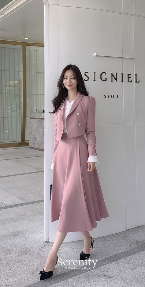 Korean Clothing Aesthetic, Aesthetic Korean Outfits Dress, Korean Dresses Aesthetic, Korean Fashion Dress Classy Women, Korean Business Woman Outfits, Korean Fashion Dress Casual Outfit Women, Elegant Women Classy Dress Outfits, Elegant Korean Outfit, Dress Formal Elegant Classy