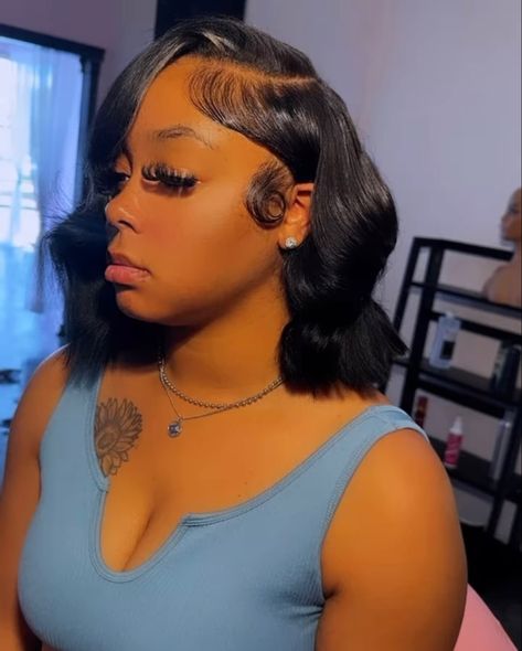 Hair Braid Designs, Ebony Hair, Sleek Ponytail Hairstyles, Bob Cut Wigs, Frontal Wig Hairstyles, Wavy Bob Hairstyles, Quick Weave Hairstyles, Long Curly Wig, Short Sassy Hair