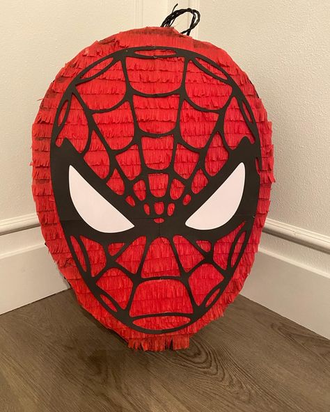 Spajdermen Decoration, Spiderman Piñata Diy, Superhero Pinata, Spider Man Pinata, Marvel Pinata, Spiderman Pinata, Spiderman Theme Party, Birthday Pinata, 32 Birthday