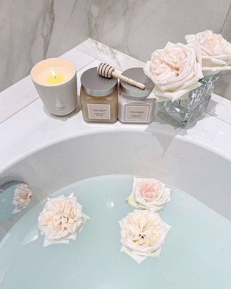 Bathroom Flooring Ideas, Self Care Bath, Vanity Inspiration, Self Care Aesthetic, Bubble Baths, Winter Princess, Bathroom Tile Ideas, Cinnamon Girl, Healthy Morning Routine