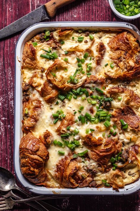 Croissant Breakfast Casserole, Ham Breakfast Casserole, Delicious Breakfast Casserole, Breakfast Casserole Recipe, Overnight Breakfast Casserole, Croissant Breakfast, Hashbrown Breakfast Casserole, Ultimate Breakfast, Fruit Breakfast